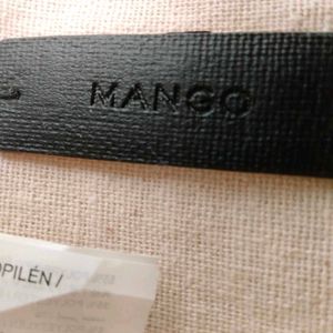 Mango Clutch