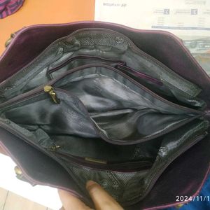 Essence Leather Handbag