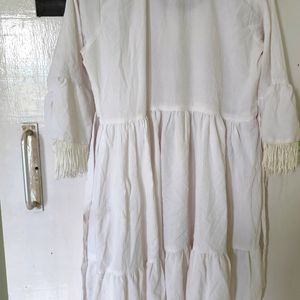 White Stylish Top Like New For L&M Size Bust 32inc