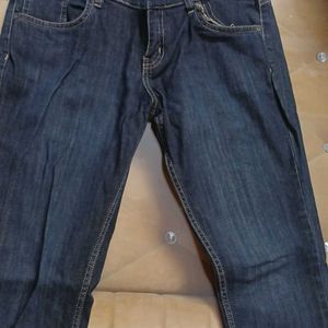 It's a Low Waist Blue Colored Women's  Denim