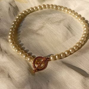 TLock Pearl Neck Piece