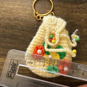 wollen back pack key ring