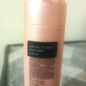 Lakme Peach Milk Face Moisturizer