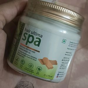 Hair Mask With Pea Protein And Sandalwood Oil