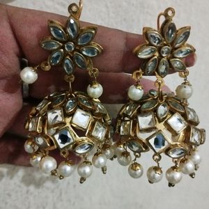 Heavy Tikka And Jhumka Set