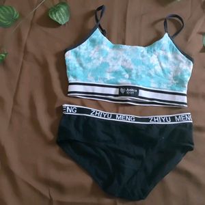 Combo Of Sports Bra + Hipster.