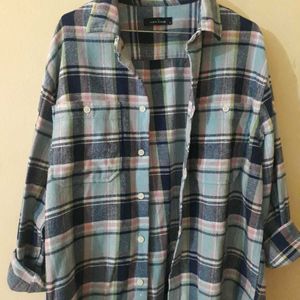 "Classic Check Shirt: Timeless Elegance"