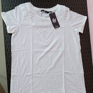 White T-shirt For Woman 🤍✅