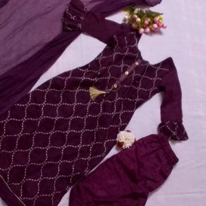 It's Is A Very Pretty Purple Colour Kurta