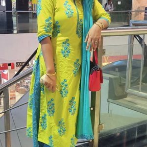 Beautiful Libas Kurta