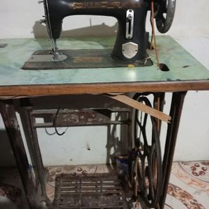 UXMI Silai Machine