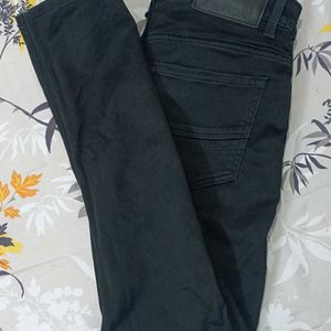 United Colors Of Benetton Black Tapered Fit Jeans