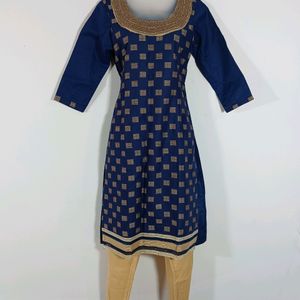 Multicolor Embellished Kurta Set (Women)