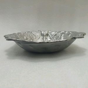 Elephant Pattern Metal Server