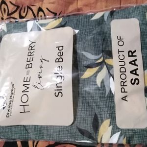 Two Single Bed Sheets Without Pillow Cover