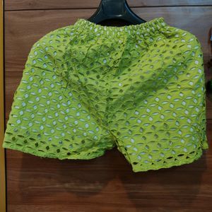 Green Comfy Netted Shorts 🌵