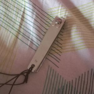 Nail cutter