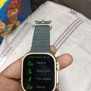 Smart Watch In an Amazing Condition