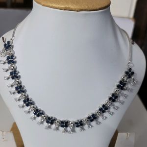 Sapphire Neck Lace