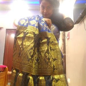 NAVY BLUE SAREE WITH GOLDEN WORK ALL OVER BODY