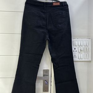 Kassually Black Bootcut Jeans