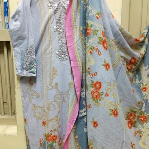 Pakistani Kurta & Dupatta With Patchwork