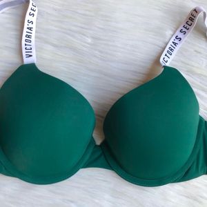 Sale‼️Victoria Secret Pushup Bra 💚