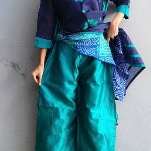 Unique Double Layer Suit With Plazo