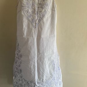 FabIndia Embroidered Sleeveless Kurta