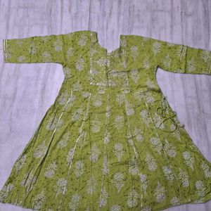 💚💚💚💚 Lightweight Dailywear Short Kurti