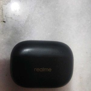 Realme T300