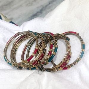 Red & Green Antique Style Metal Bangles