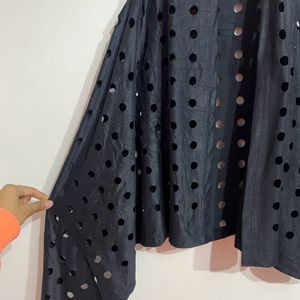 Dotted Shrug