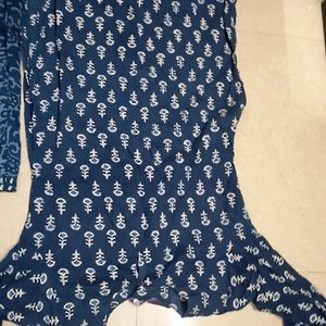 Blue printed Cotton Straight Kurta With Palazzo