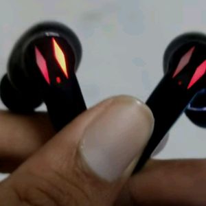 EAR BUDS WITH RGB LIGHT AND POWER BANK