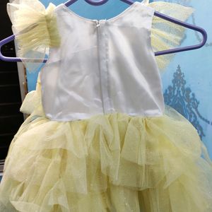 Beautiful Frock For 6-12 Months Old( Brand New)