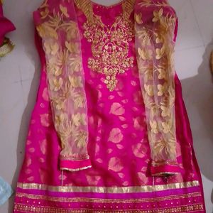 Kurti Chudidaar Set