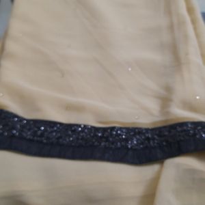 Cream And Black Saree Without Blouse Piece