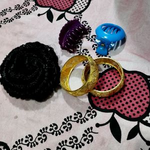 Women Bangles And Cluther