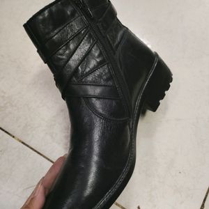 Sub55 Leather Boots