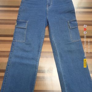 (D-39) 28 Size Straight Cargo Jeans