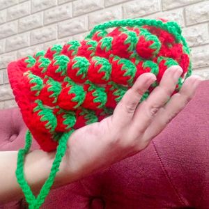 Crochet 🍓 Sling bag