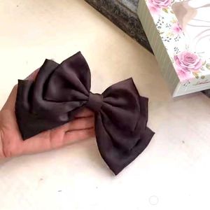 Black Bow Clip