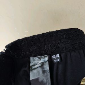 UNIQLO Lace Skirt