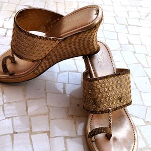 Wedding Hills Chappal For Women