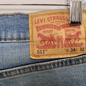 Levi's Men 511 SlimFit Semifade Stretchable Jeans