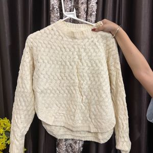 Cream Fit Sweater