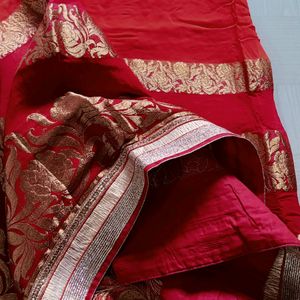 New Red Saree With Unstitched Blouse Piece