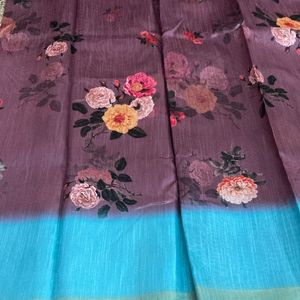 New Floral Print Saree For Grabs