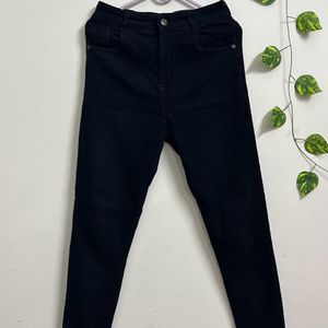 Black Skinny Jeans